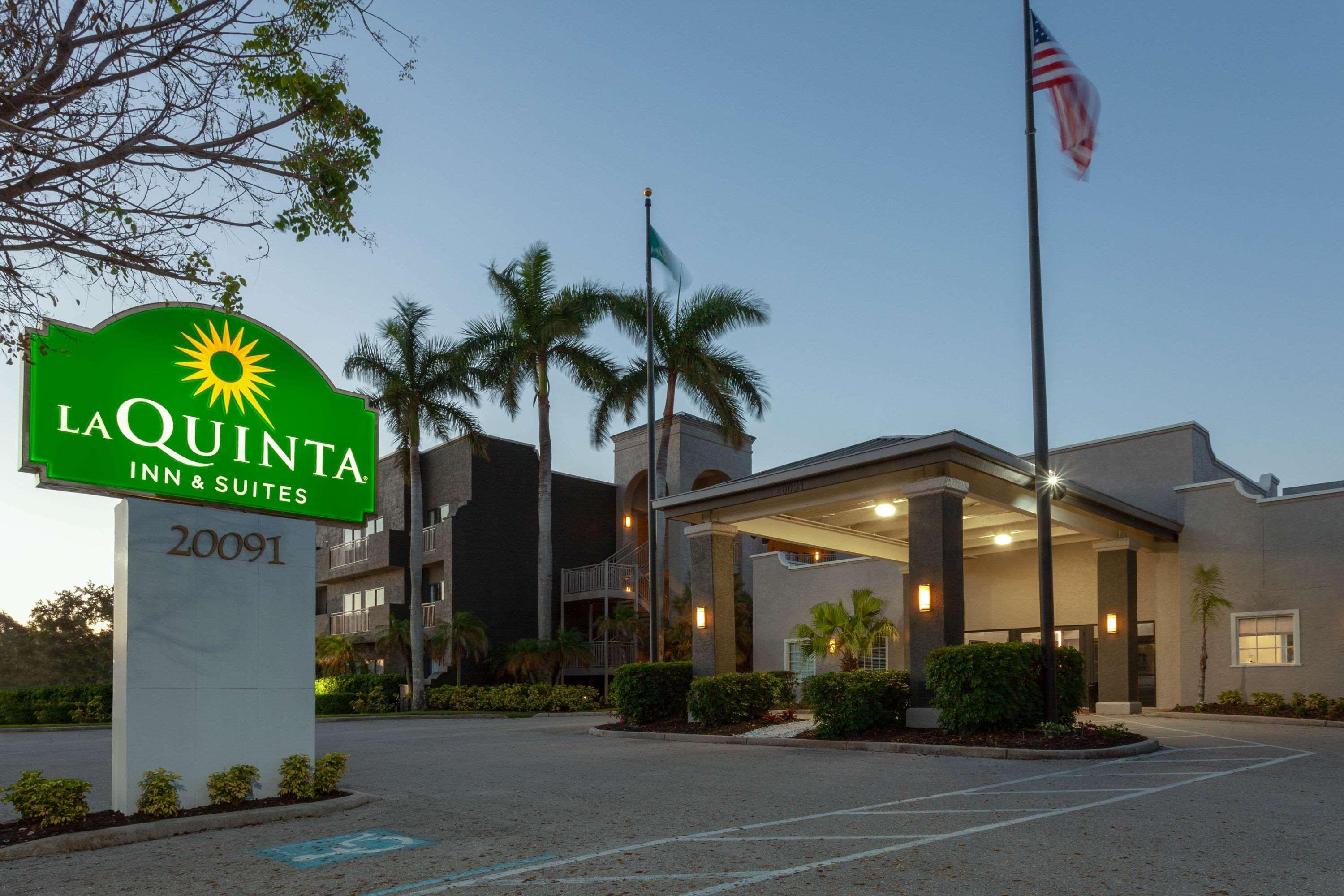 La Quinta By Wyndham Ft. Myers - Sanibel Gateway Fort Myers Exterior foto