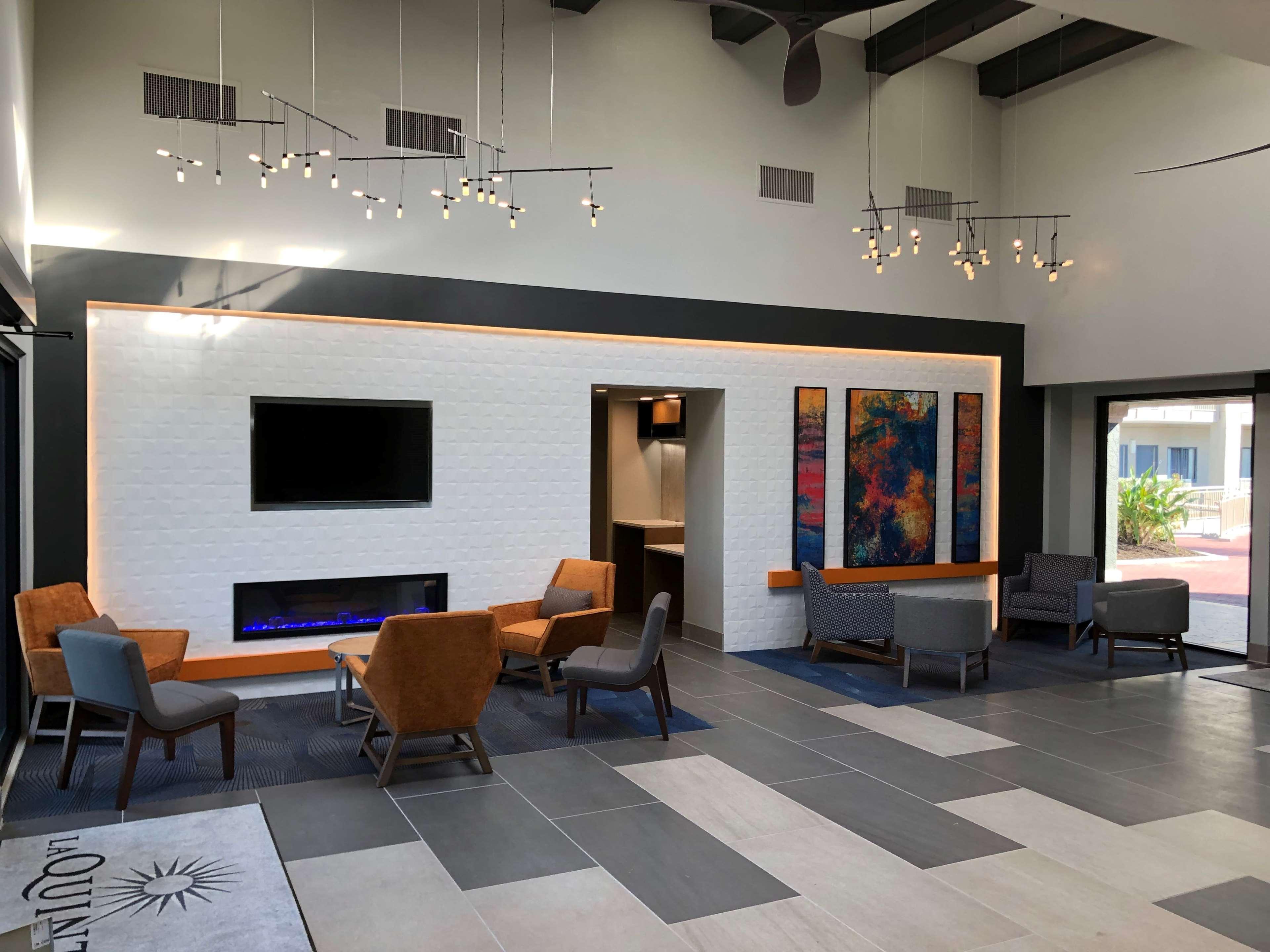 La Quinta By Wyndham Ft. Myers - Sanibel Gateway Fort Myers Exterior foto