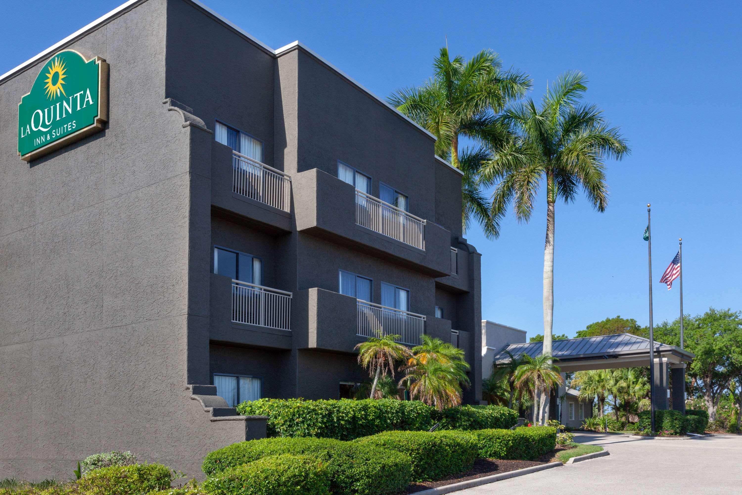 La Quinta By Wyndham Ft. Myers - Sanibel Gateway Fort Myers Exterior foto