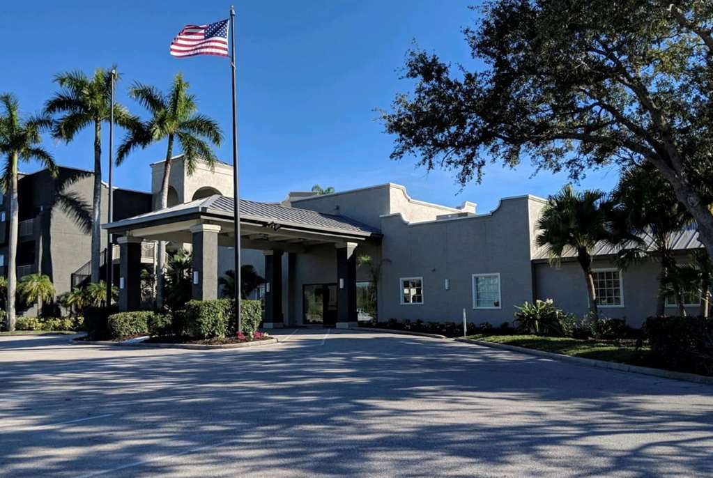 La Quinta By Wyndham Ft. Myers - Sanibel Gateway Fort Myers Exterior foto